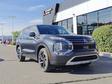 2025 Mitsubishi Outlander PHEV SE SUV