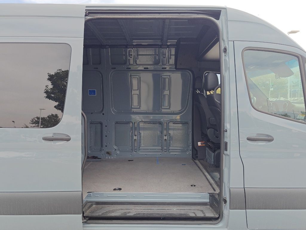 2024 Mercedes-Benz Sprinter Cargo Van Base - Photo 26