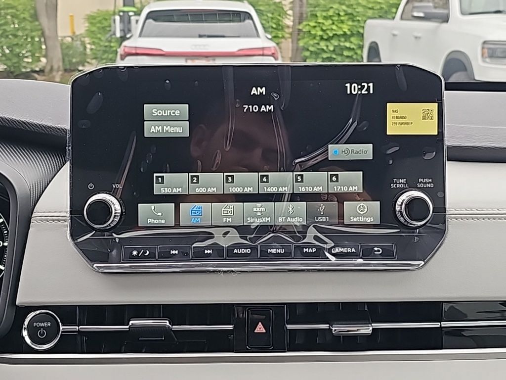 2025 Mitsubishi Outlander Plug-in Hybrid SEL - Photo 17