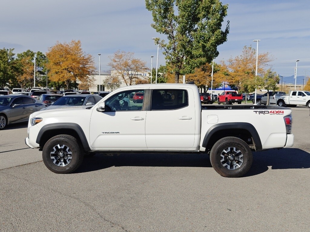2021 Toyota Tacoma TRD V6 photo 4