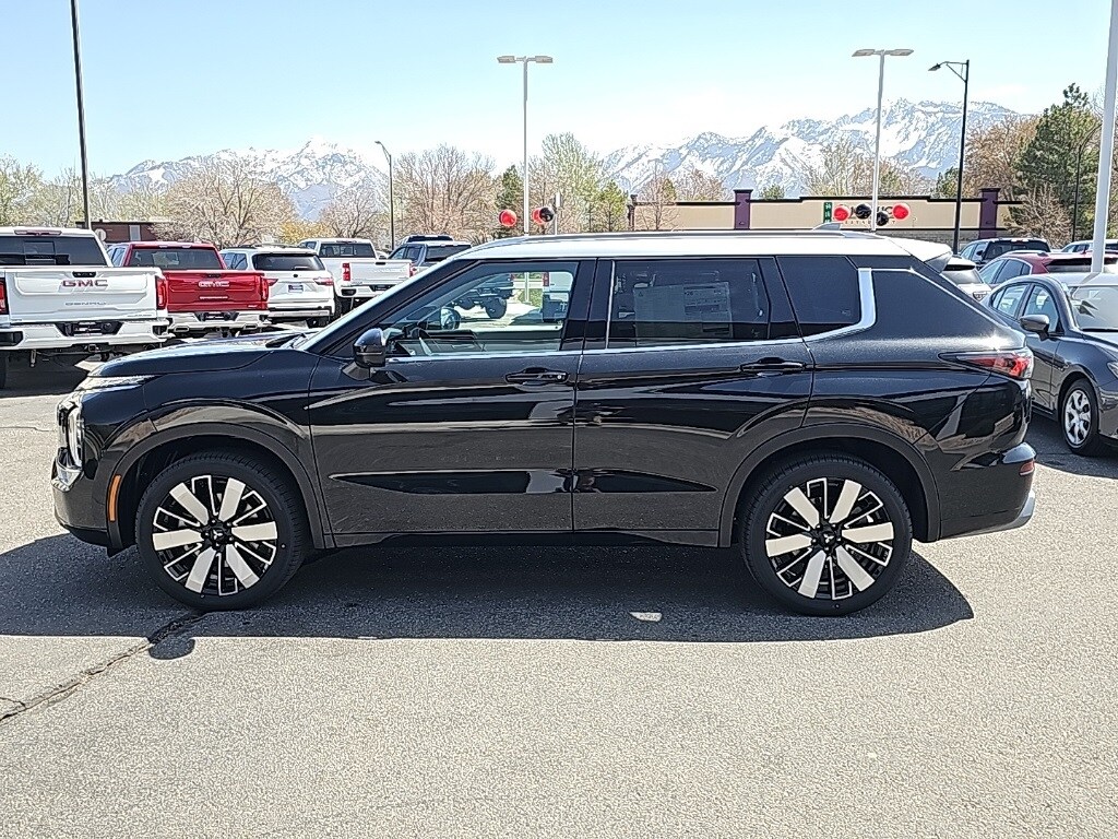 2025 Mitsubishi Outlander SEL GT photo 4