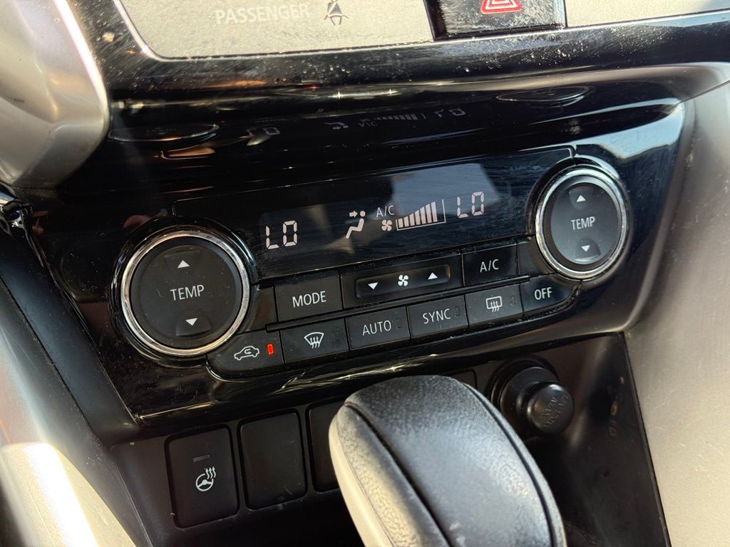 2019 Mitsubishi Eclipse Cross SEL - Photo 18