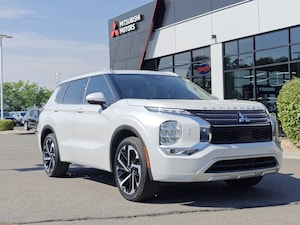 2024 Mitsubishi Outlander SEL SUV