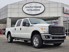 2016 Ford F-350 XLT Truck Crew Cab