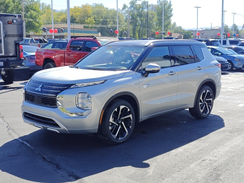 New 2025 Mitsubishi Outlander PHEV SEL SUV