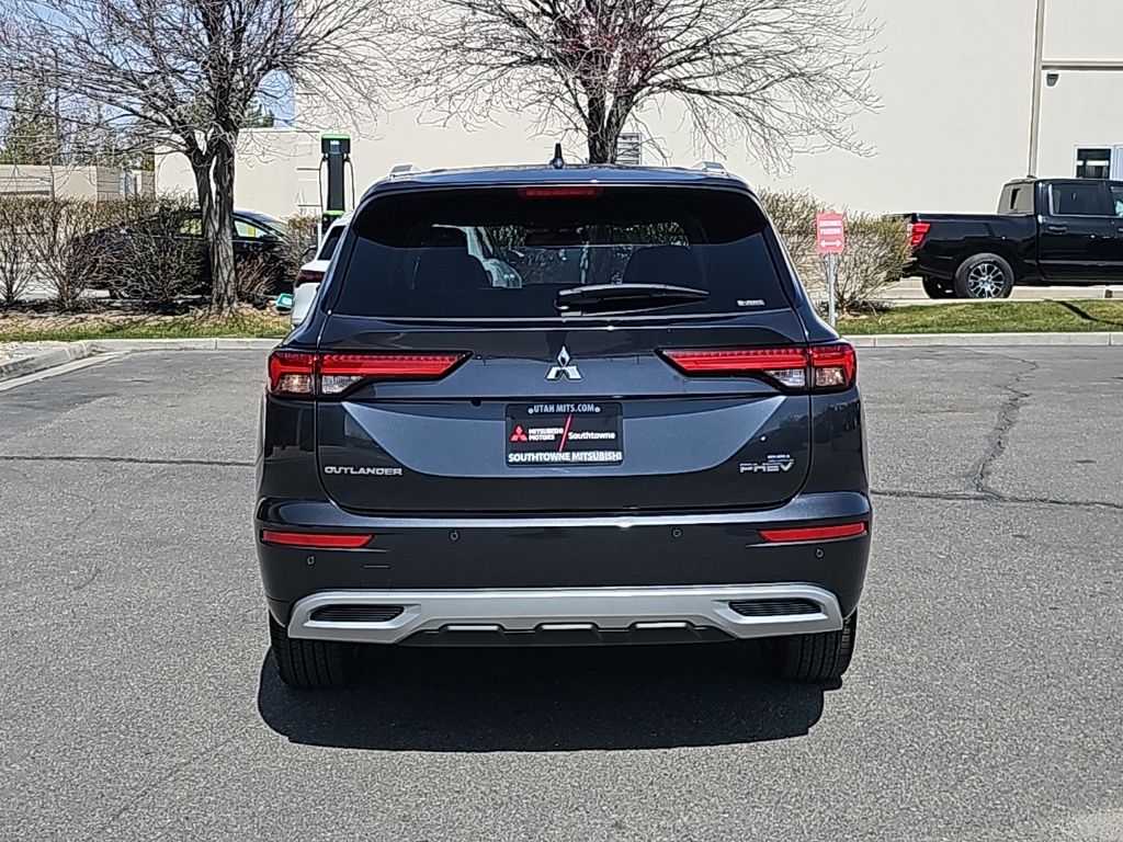 2025 Mitsubishi Outlander Plug-in Hybrid SEL - Photo 6