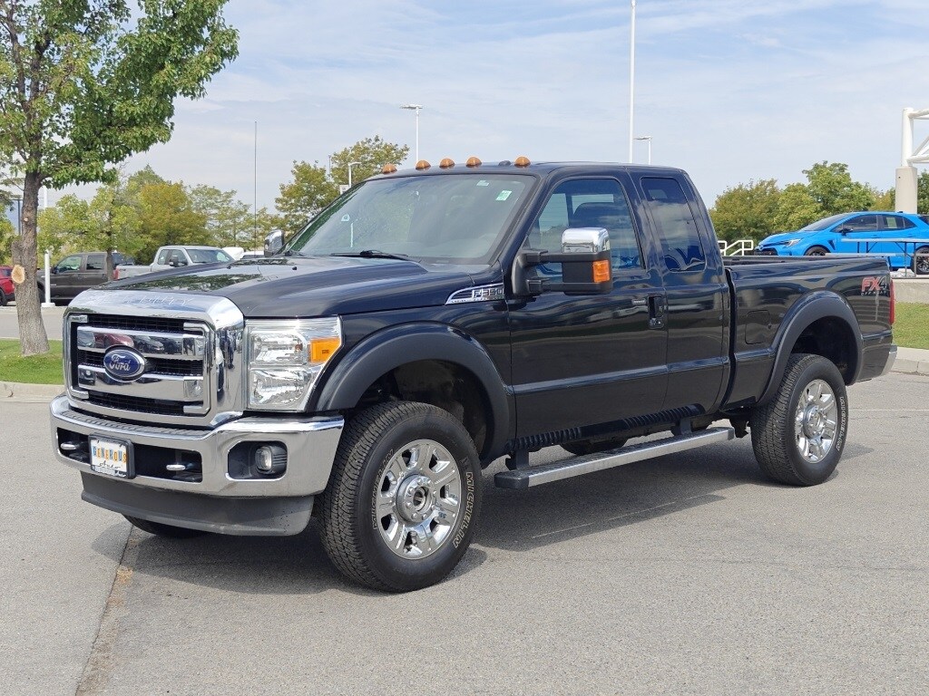 2015 Ford F-350 Lariat photo 3