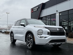 2025 Mitsubishi Outlander PHEV SEL SUV