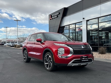 2024 Mitsubishi Outlander SE SUV