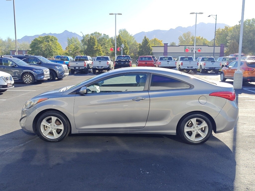 2013 Hyundai Elantra GS photo 4