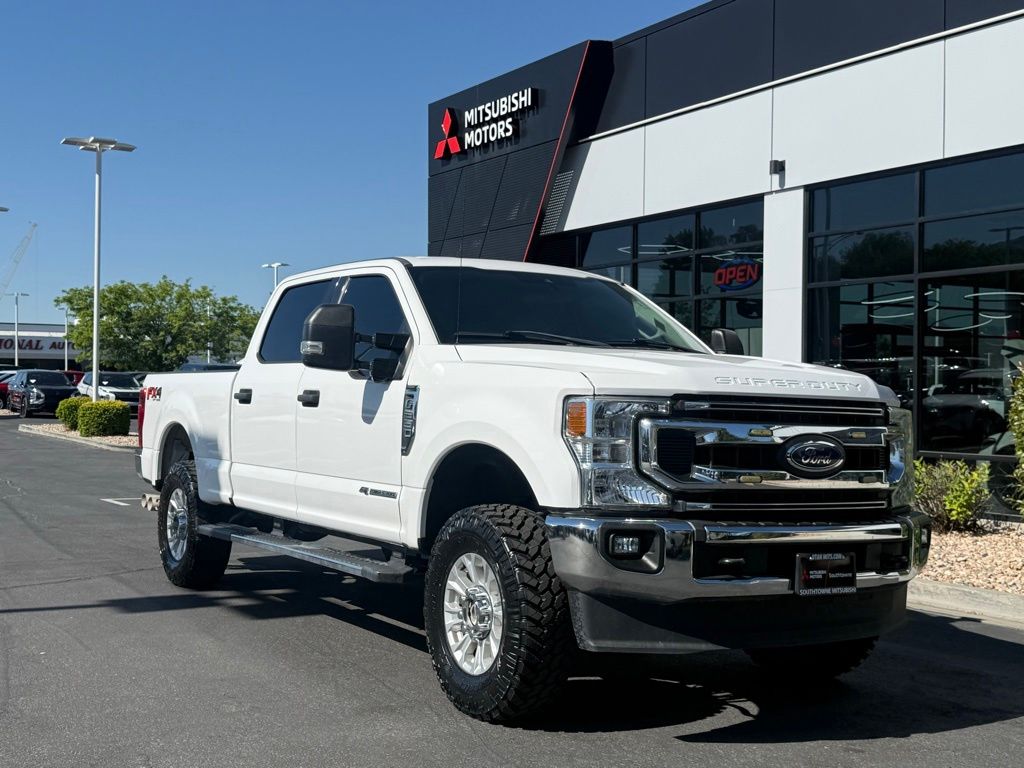 2020 Ford F-250 XLT 4x4 Crew Cab 8' Box's photo