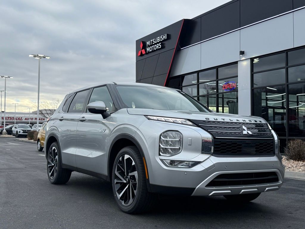 2025 Mitsubishi Outlander Plug-in Hybrid