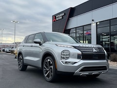 2025 Mitsubishi Outlander PHEV SE SUV