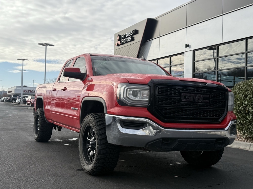 2018 GMC Sierra 1500 SLE's photo