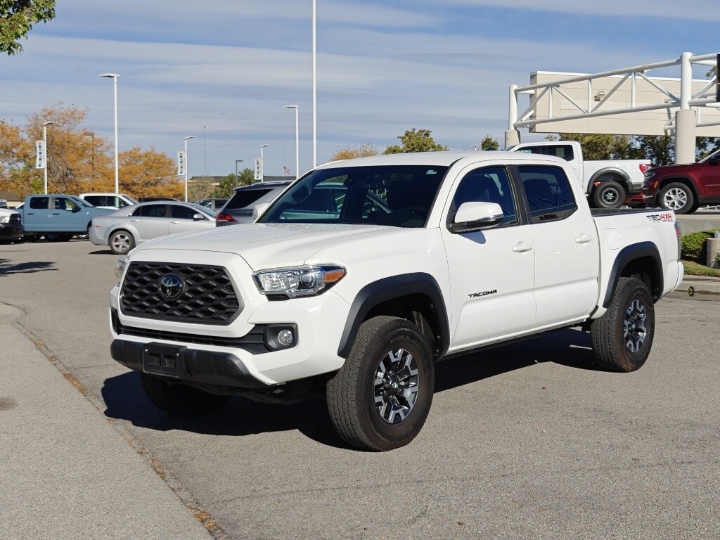 2021 Toyota Tacoma TRD V6 photo 3