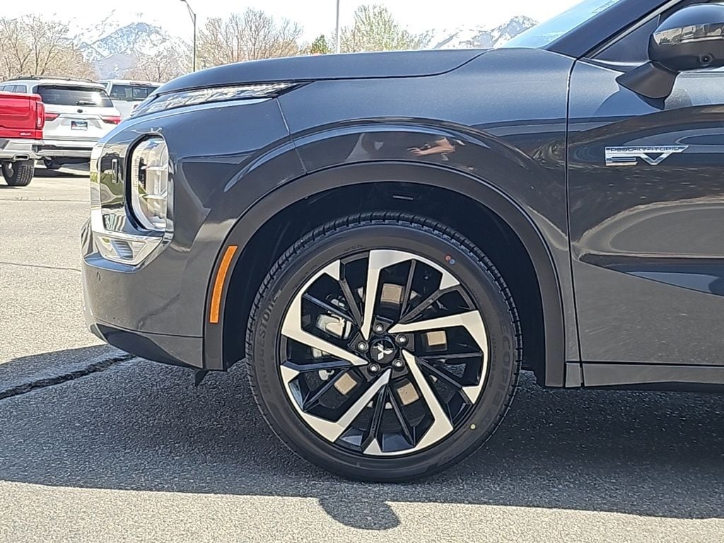 2025 Mitsubishi Outlander Plug-in Hybrid SEL - Photo 34