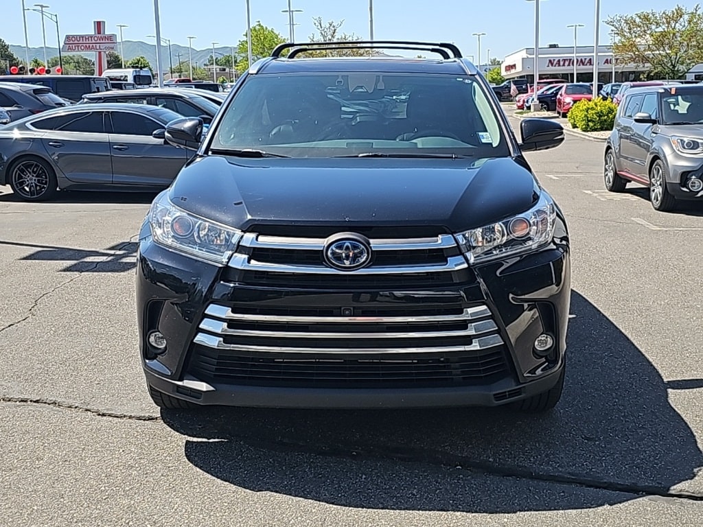 Used 2019 Toyota Highlander Limited Platinum with VIN 5TDDGRFH9KS074063 for sale in Sandy, UT