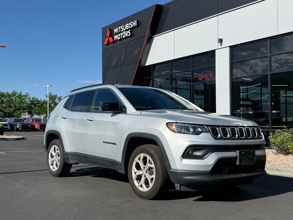 2024 Jeep Compass Latitude 4X4's photo