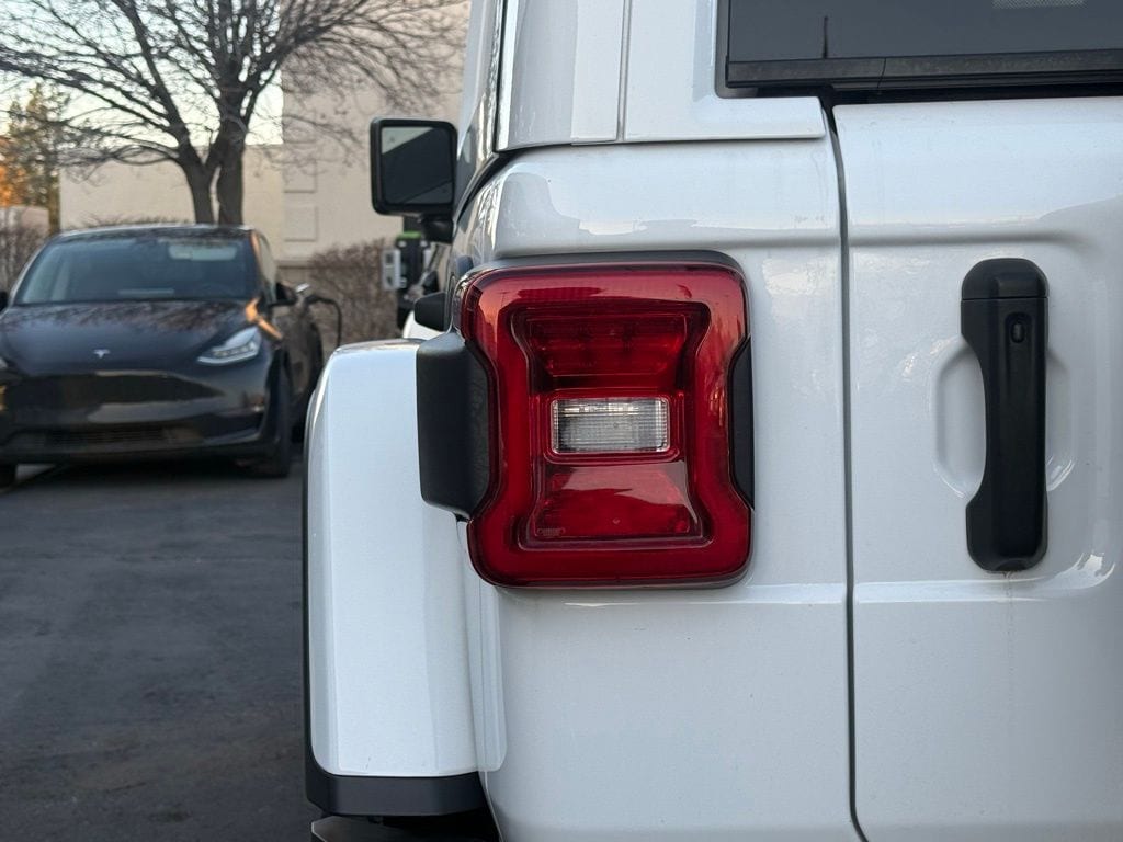 2023 Jeep Wrangler 4-Door Rubicon 392 - Photo 30