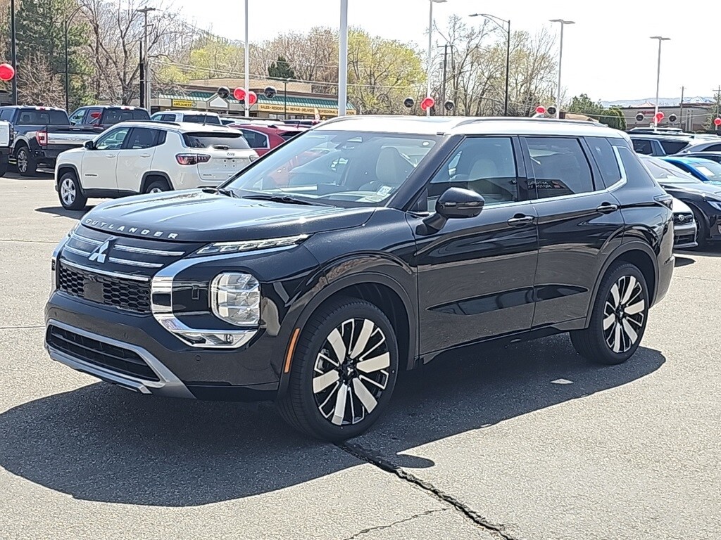 2025 Mitsubishi Outlander SEL GT photo 3