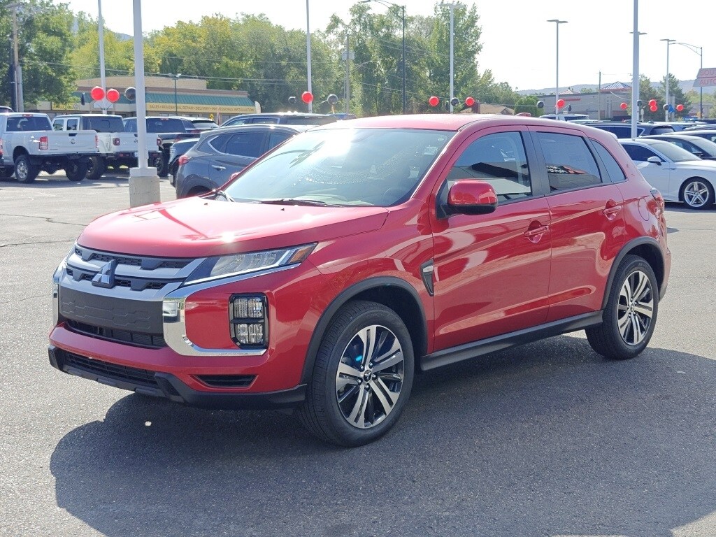 2025 Mitsubishi Outlander Sport ES SE LE photo 2