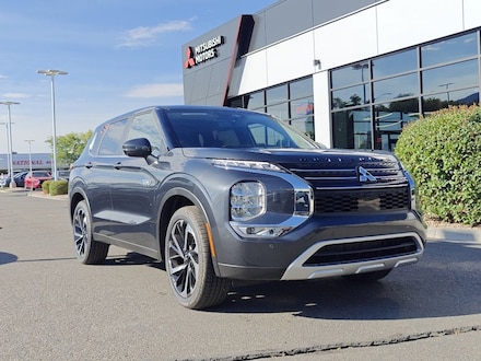 2025 Mitsubishi Outlander PHEV SE SUV