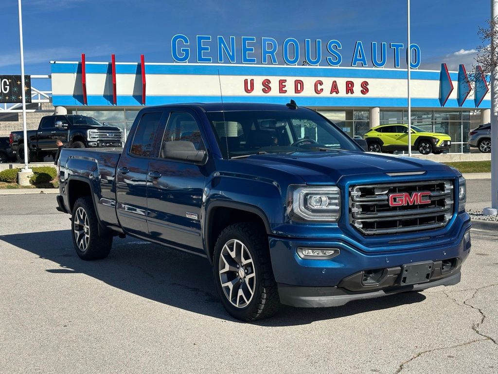 2017 GMC Sierra 4WD Double Cab Standard Box SLT's photo