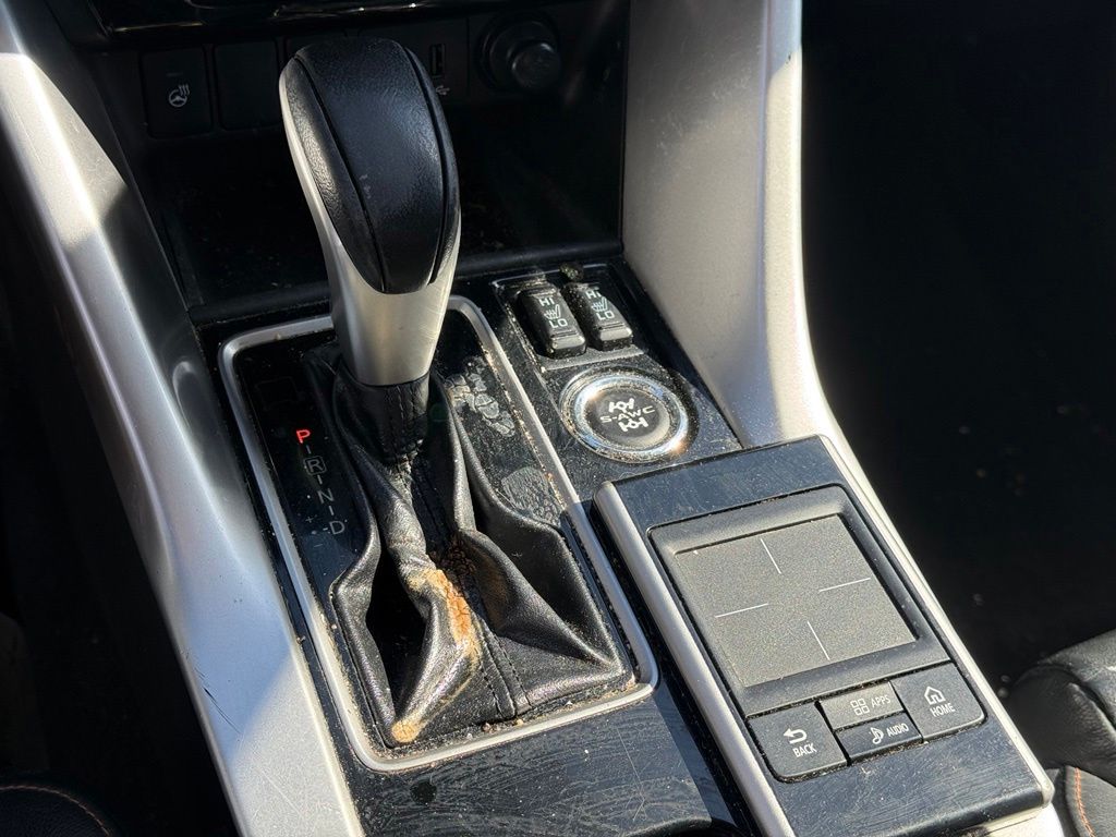 2019 Mitsubishi Eclipse Cross SEL - Photo 19