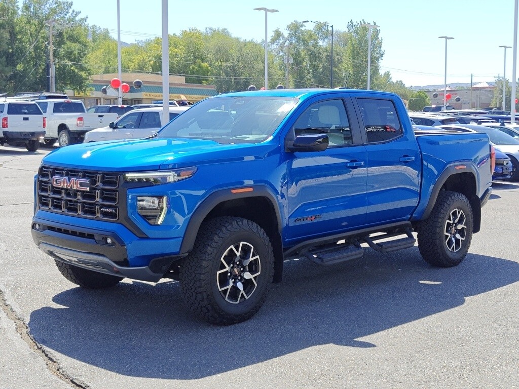 2023 Gmc Canyon AT4X photo 3