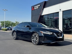 2022 Nissan Maxima SV Sedan