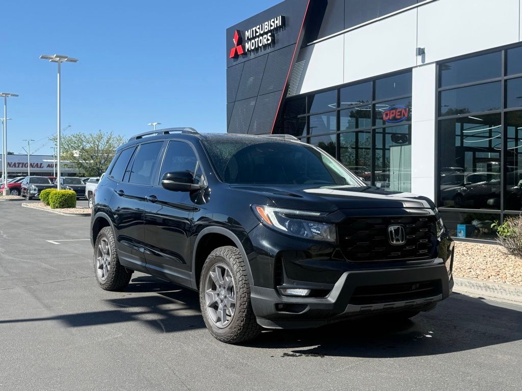2024 Honda Passport 3.5 TrailSport 4WD Auto's photo