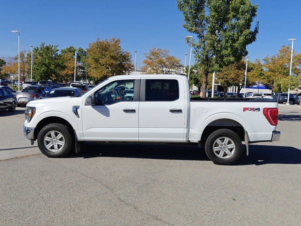 2023 Ford F-150 XLT photo 2
