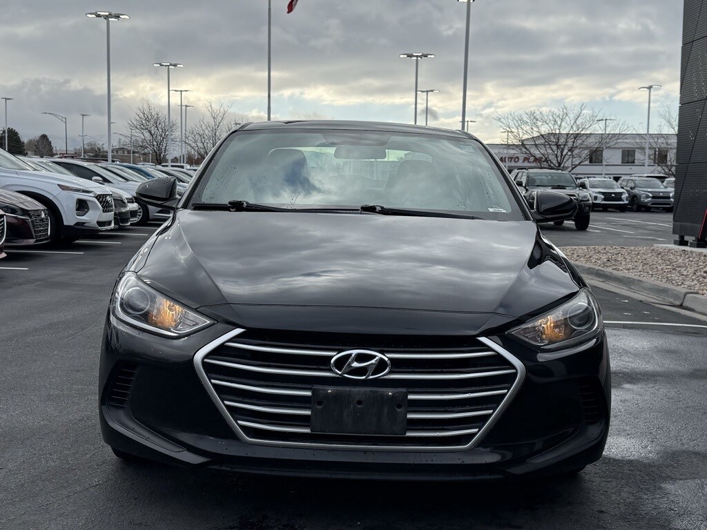 Used 2017 Hyundai Elantra SE Sedan