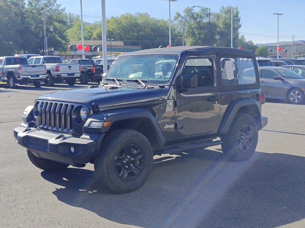 2020 Jeep Wrangler Sport photo 3