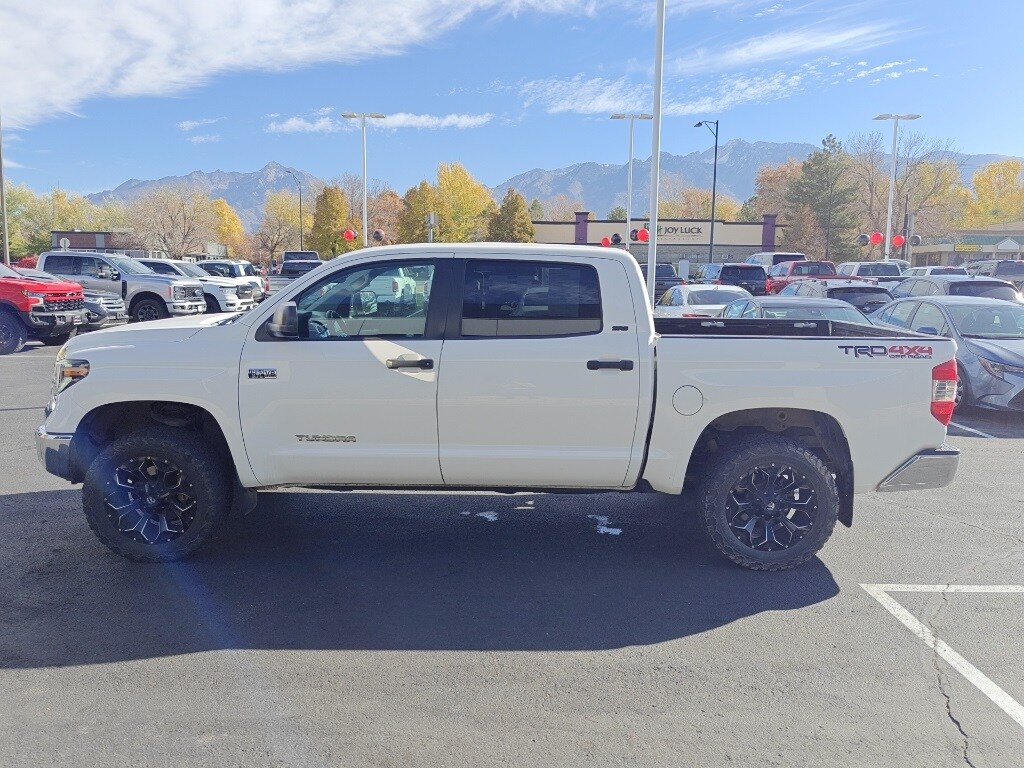 2019 Toyota Tundra SR5 Grade photo 2