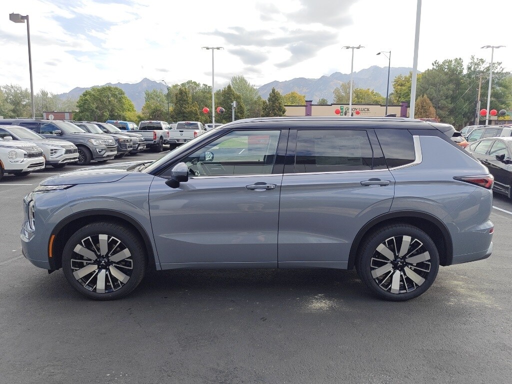 2025 Mitsubishi Outlander SEL GT photo 4