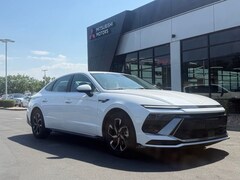 2025 Hyundai Sonata SEL Sedan