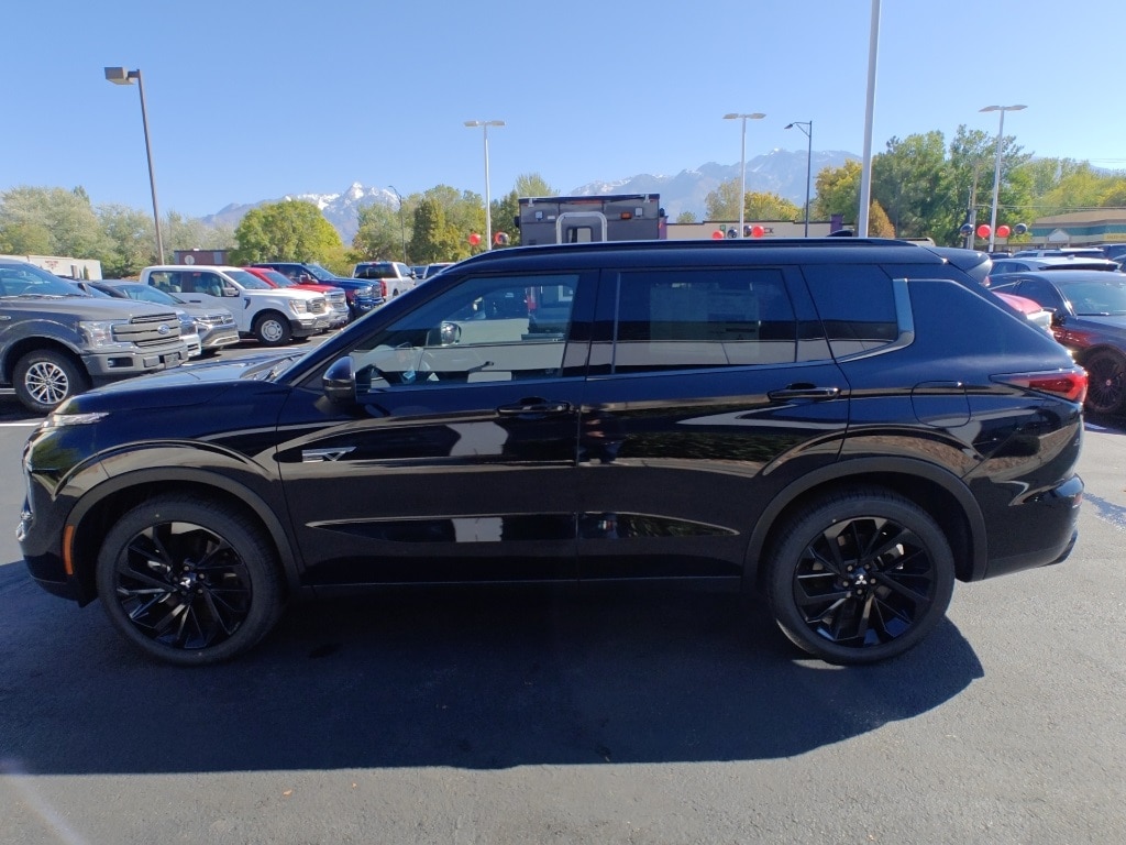 New 2025 Mitsubishi Outlander PHEV SEL SUV