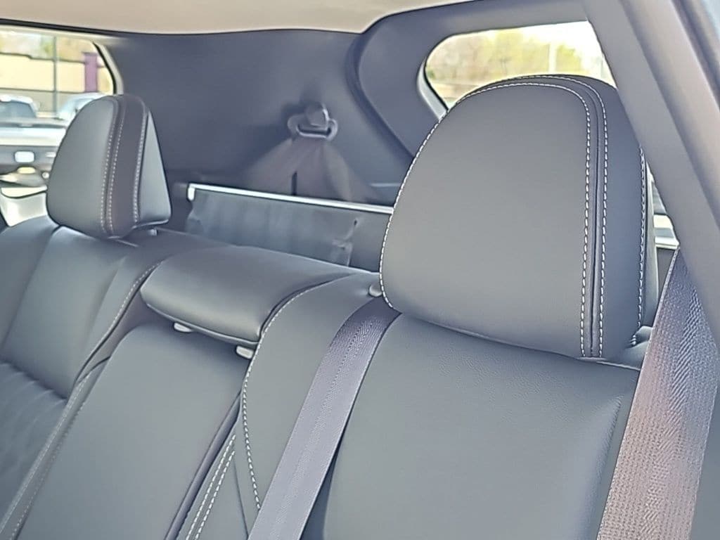 2025 Mitsubishi Outlander Plug-in Hybrid SEL - Photo 26