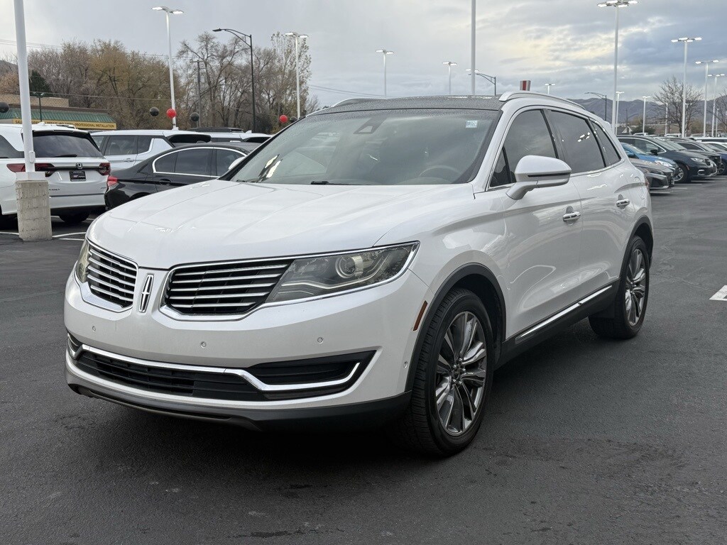 2016 Lincoln MKX Reserve photo 3