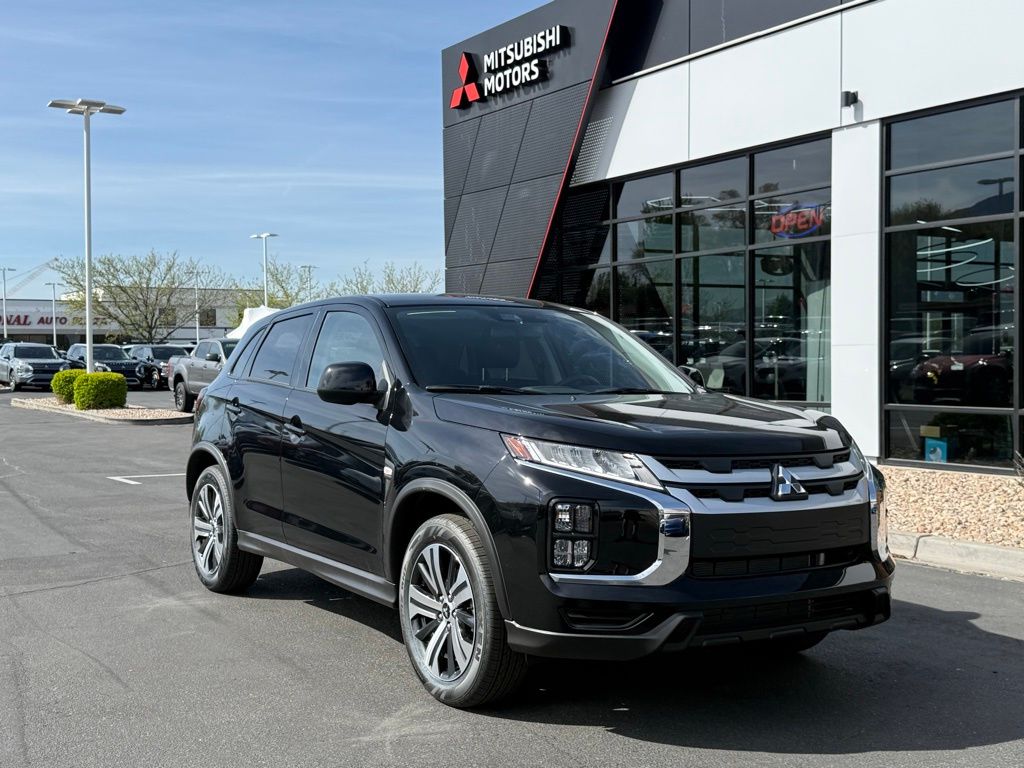 2026 Mitsubishi Outlander Sport 2.0 ES AWC CVT's photo