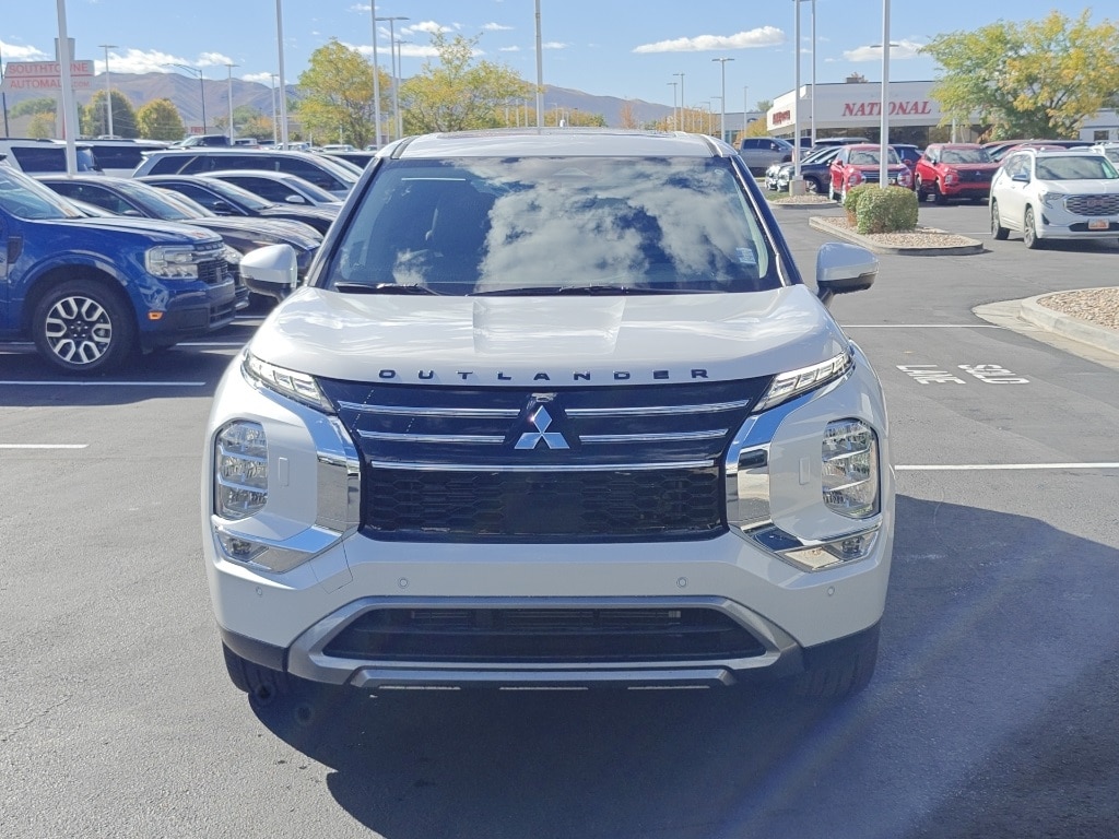 New 2025 Mitsubishi Outlander SUV