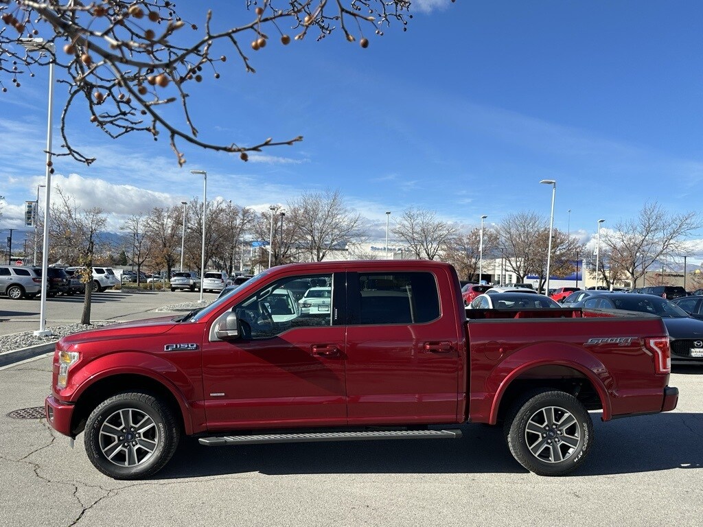 2016 Ford F-150 XLT photo 2