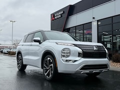 2025 Mitsubishi Outlander PHEV SEL SUV