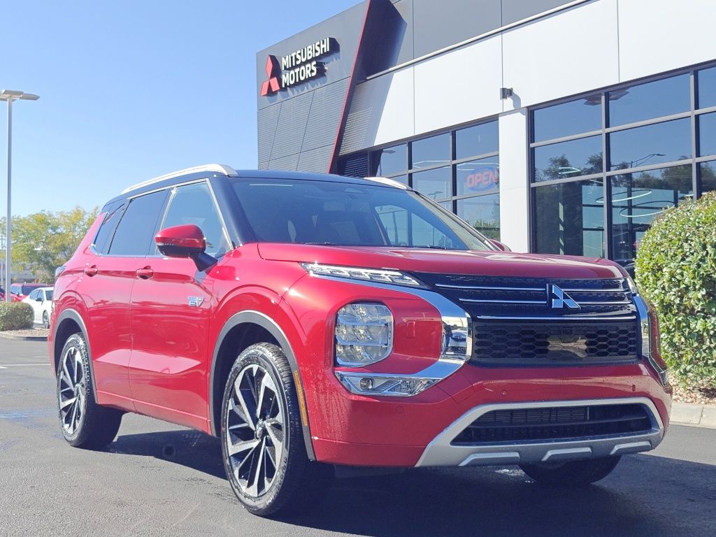 2025 Mitsubishi Outlander Plug-in Hybrid SEL S-AWC's photo