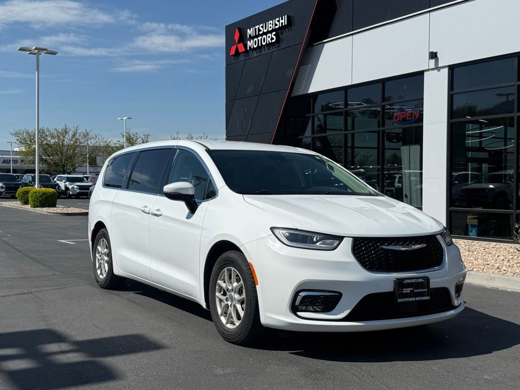 2023 Chrysler Pacifica