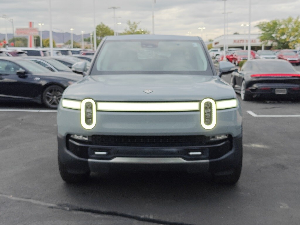 2023 Rivian R1T Adventure photo 2