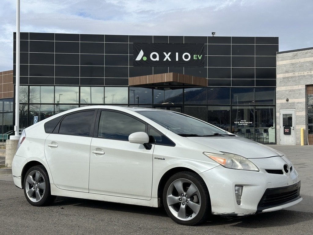 2013 Toyota Prius Three