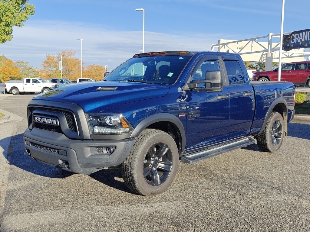 2022 Ram 1500 Classic SLT photo 2