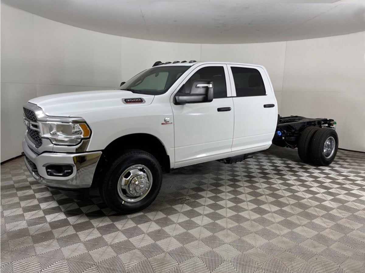 2024 RAM 3500 SLT 4X4 Crew Cab's photo